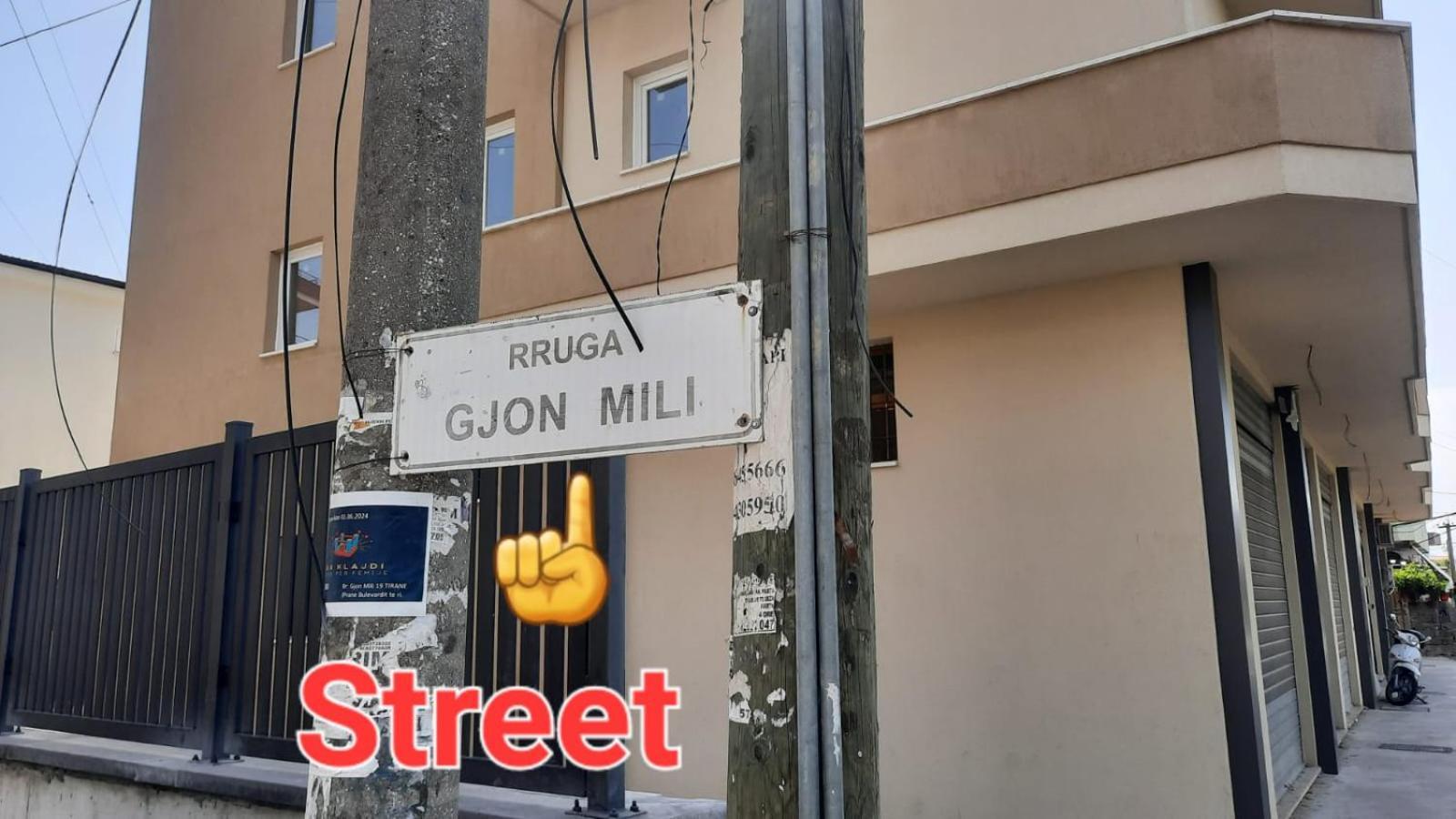 Crew Hostel Tirana Zewnętrze zdjęcie