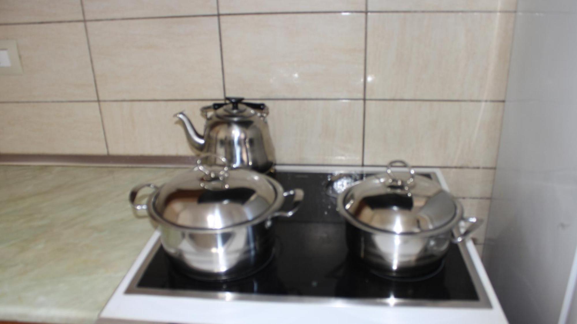 Crew Hostel Tirana Zewnętrze zdjęcie